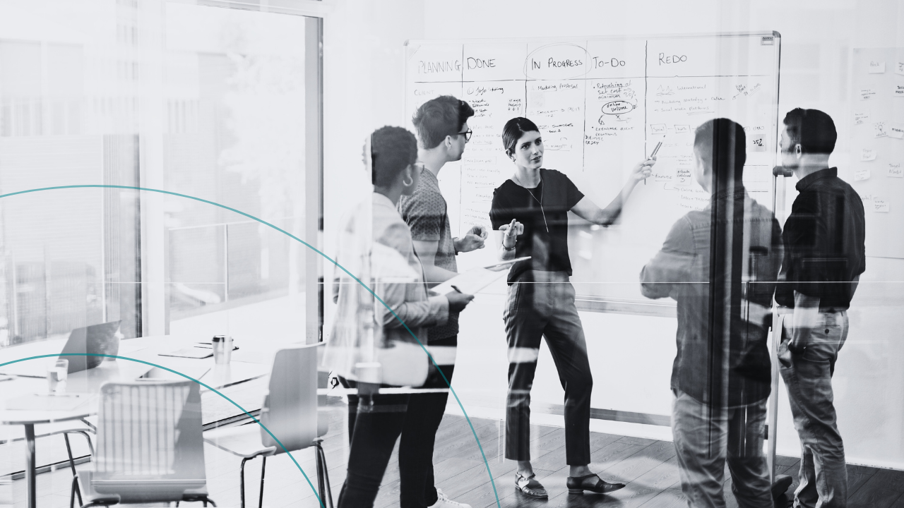 Relaciones y Resultados