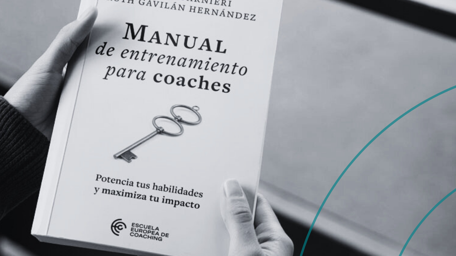‘Manual de entrenamiento para coaches’, el nuevo libro clave para llevar las competencias ICF a la práctica real